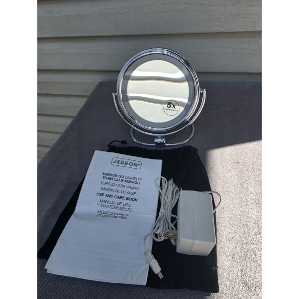 JERDON 5.5-Inch HAL  Lighted Vanity Mirror with 5x 1X Magnification  #MC215